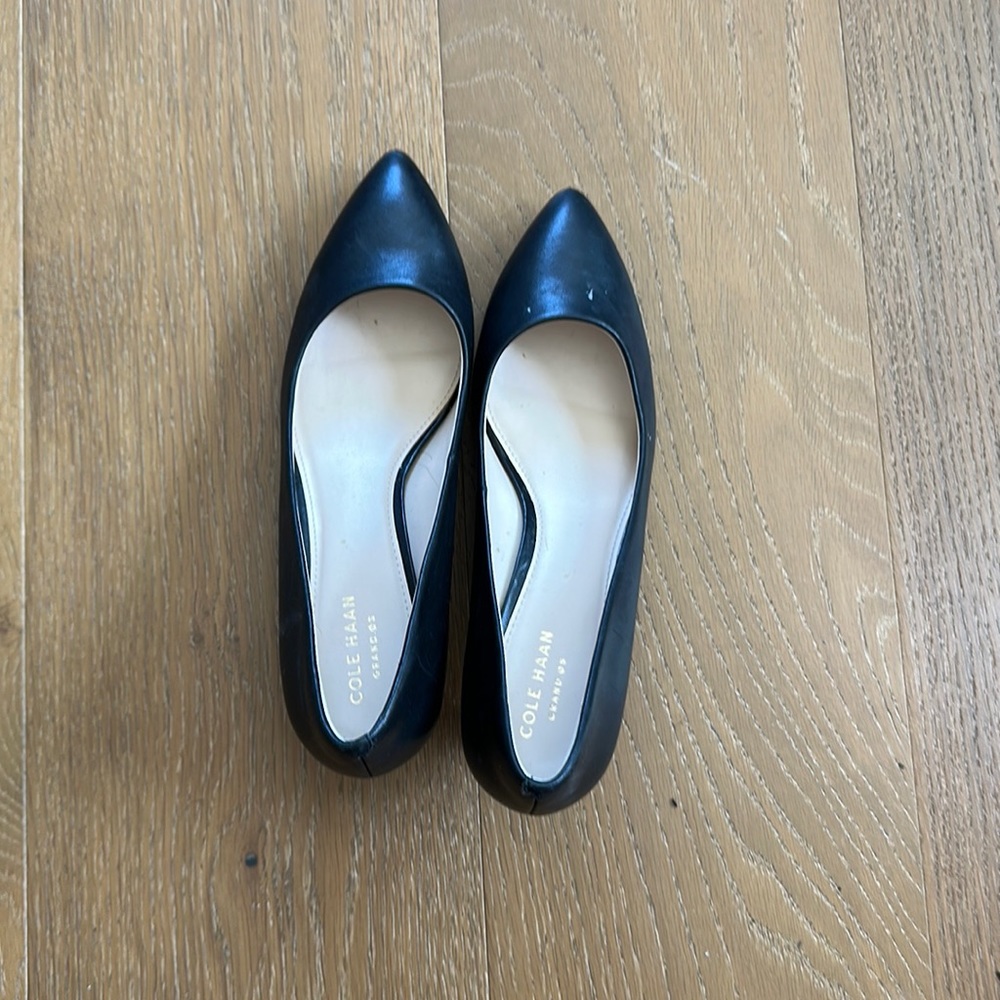 Cole Haan Black Kitten Heel Size 8